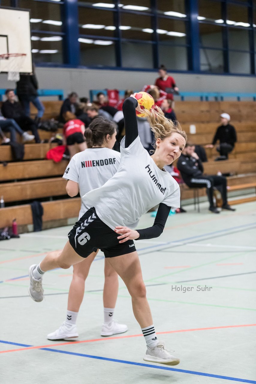 Bild 121 - Frauen ETV 3 - NieWa 3 : Ergebnis: 25:20